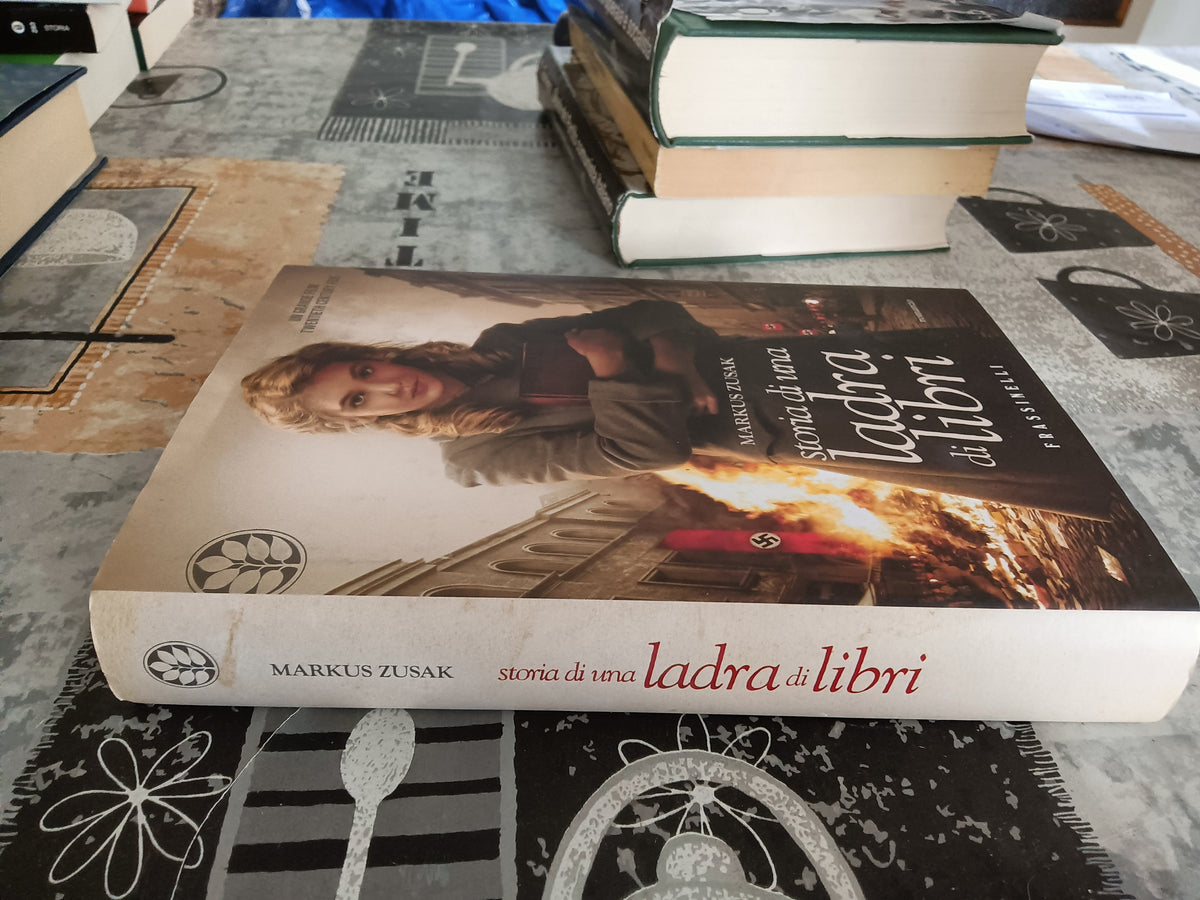 Storia di una ladra di libri  Markus Zusak – Libreria Obli