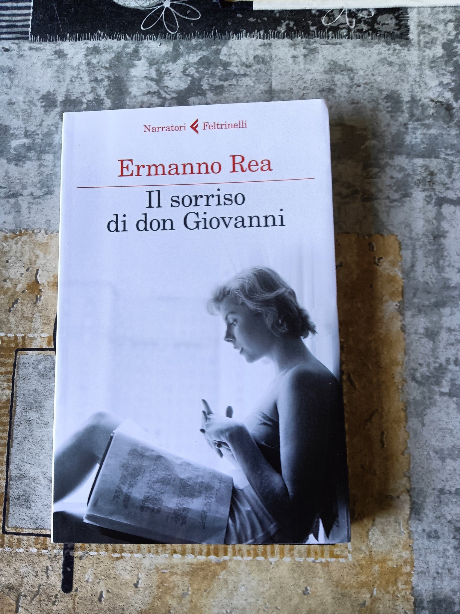 Il sorriso di don giovanni | Ermanno Rea - Feltrinelli