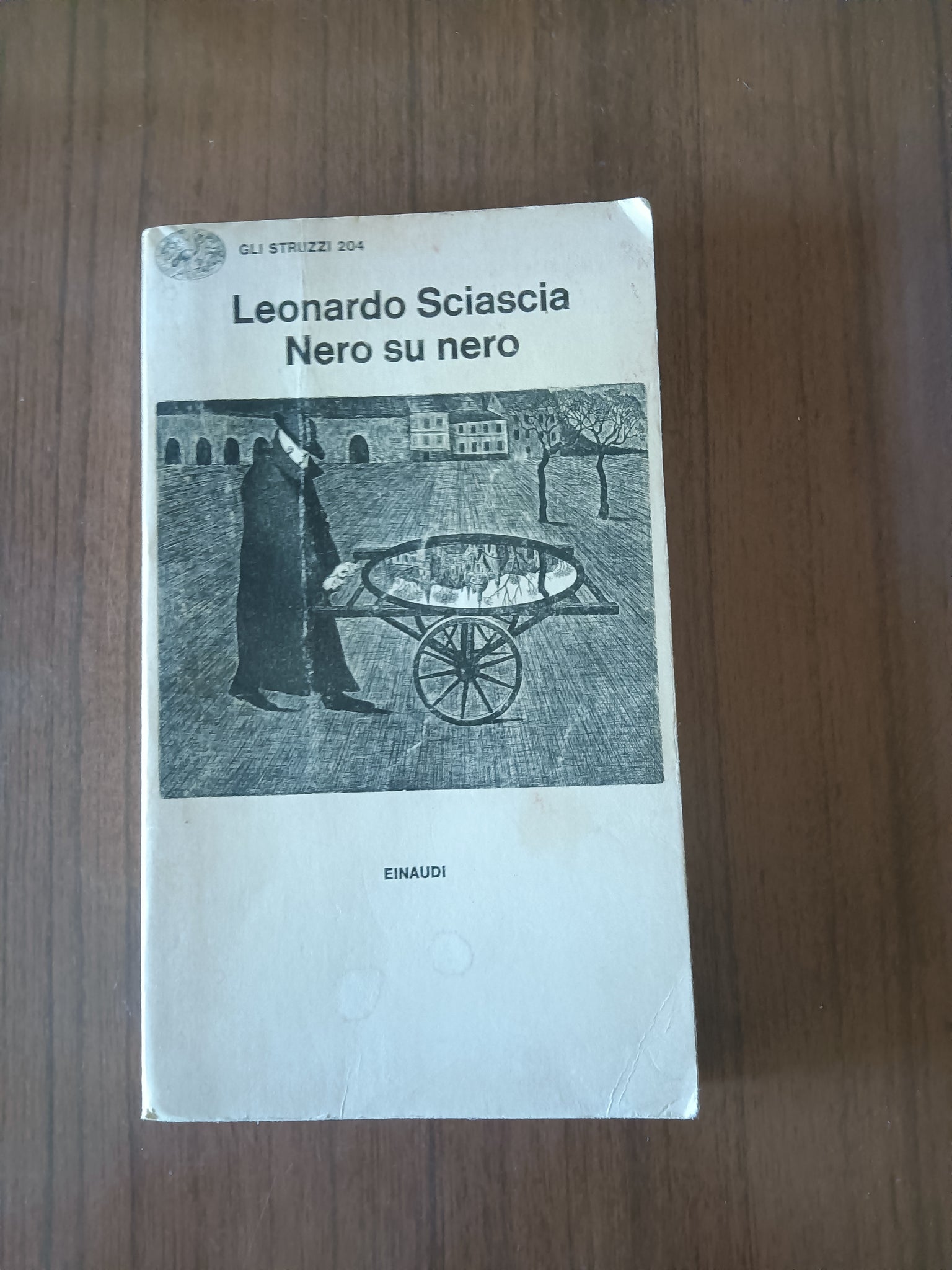 Nero su nero | Leonardo Sciascia - Einaudi