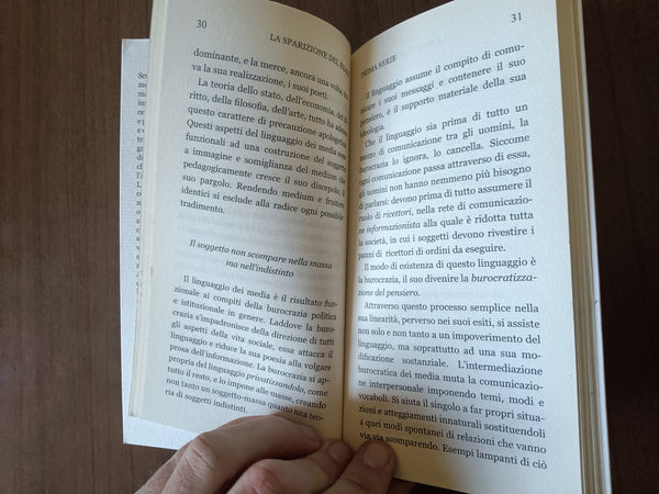 La sparizione del reale. Lettura critica del linguaggio dei mass media | Marco Caponera