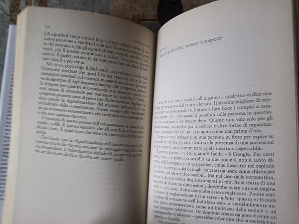 Le menzogne del web. Internet e il lato sbagliato dell’informazione | Charles Seife - Bollati Boringhieri